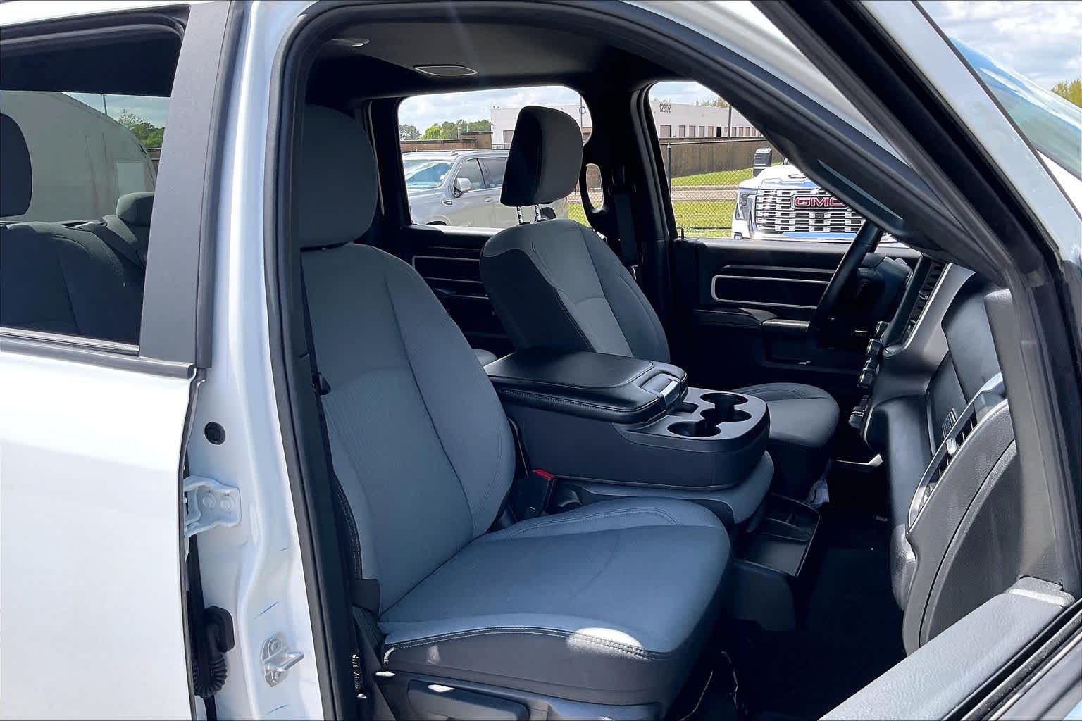 2024 Ram 2500 Big Horn - 8