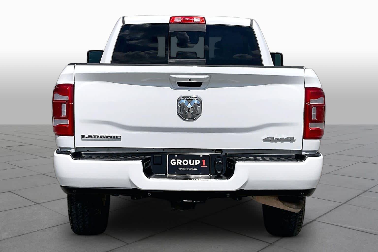 2024 Ram 2500 photo 5 of 33