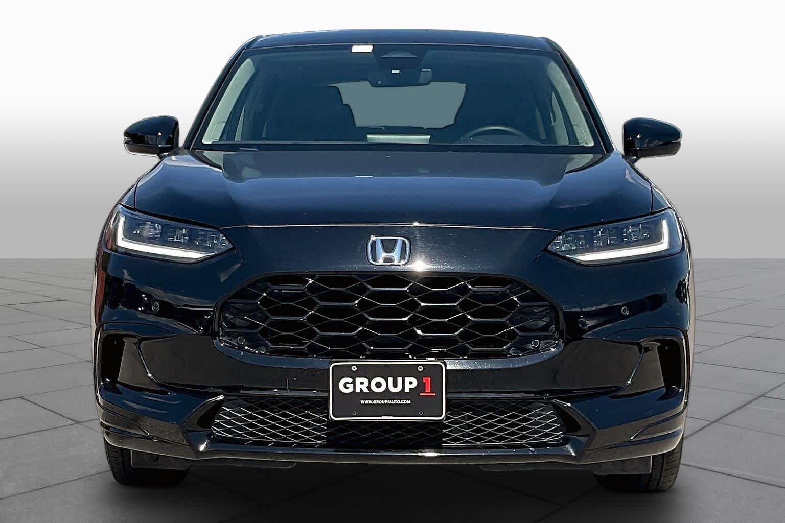 2026 Honda HR-V photo 4 of 36