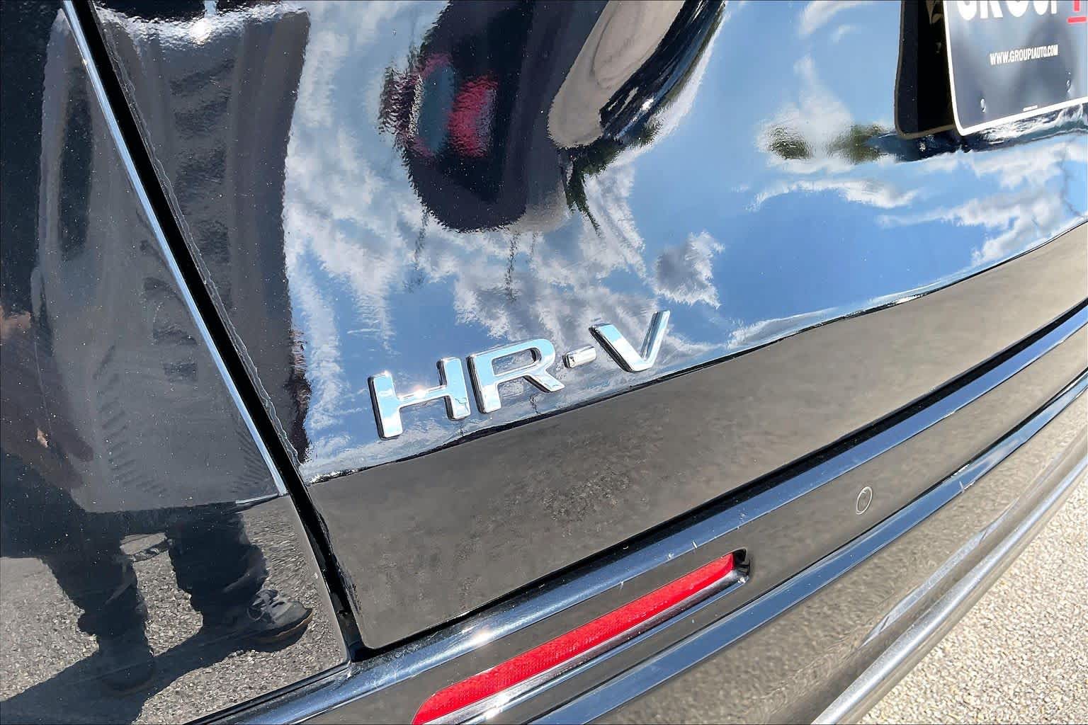 2026 Honda HR-V photo 30 of 36