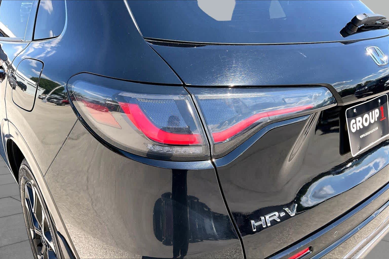 2026 Honda HR-V photo 28 of 36