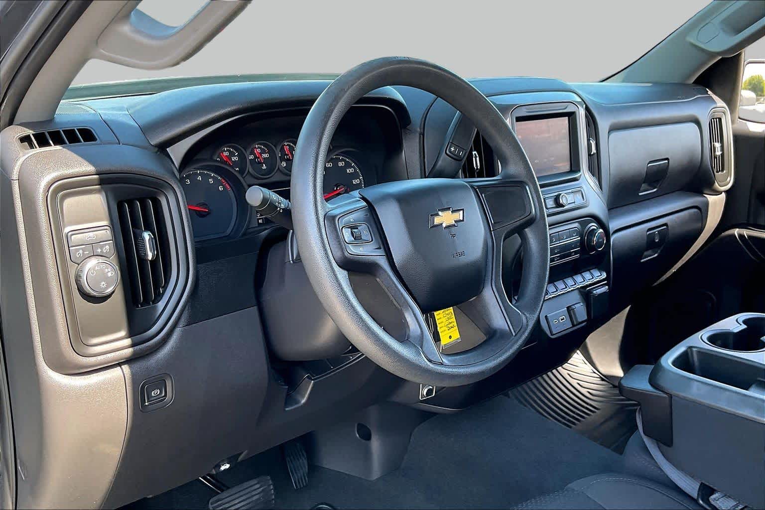2021 Chevrolet Silverado 1500 photo 15 of 32