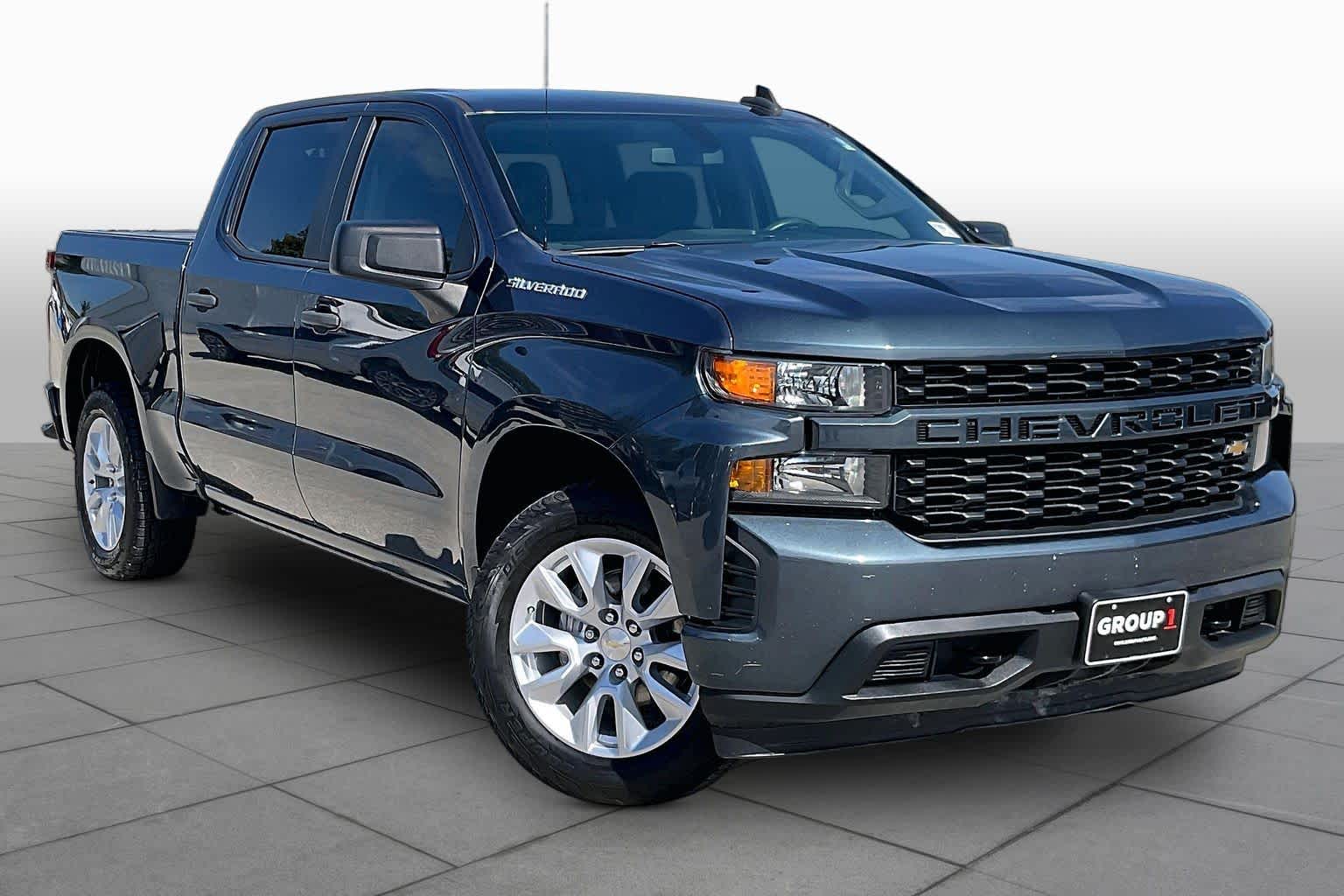 2021 Chevrolet Silverado 1500 photo 3 of 32