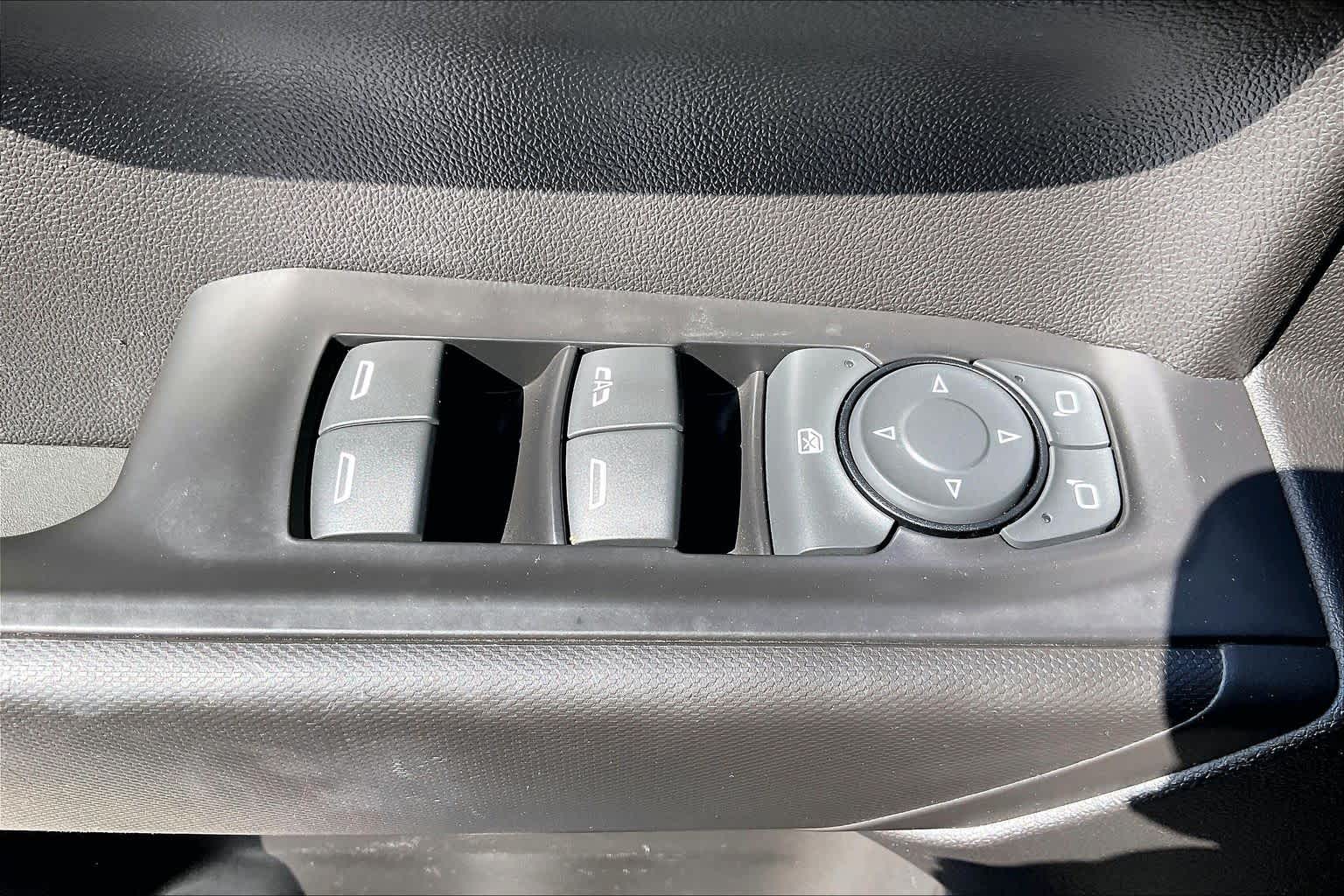 2021 Chevrolet Silverado 1500 photo 29 of 32
