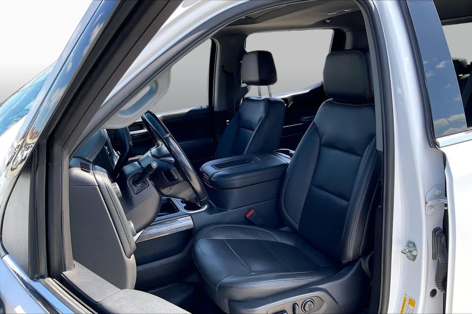 2021 Chevrolet Silverado 1500 photo 8 of 31