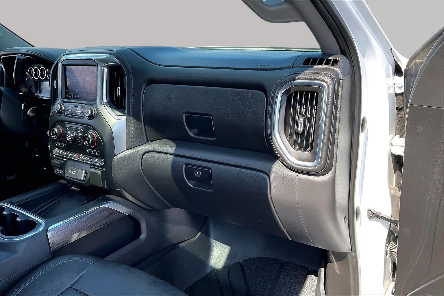 2021 Chevrolet Silverado 1500 photo 18 of 31