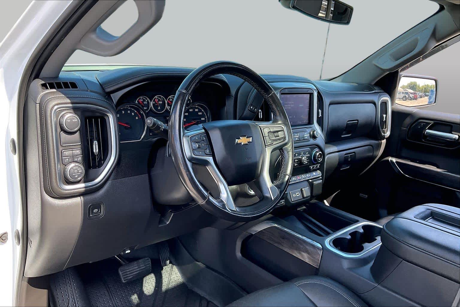 2021 Chevrolet Silverado 1500 photo 17 of 31
