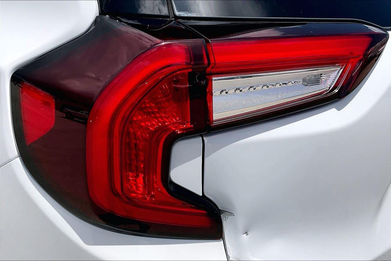 2022 GMC Terrain SLT Summit White at Group 1 GMC Buick South