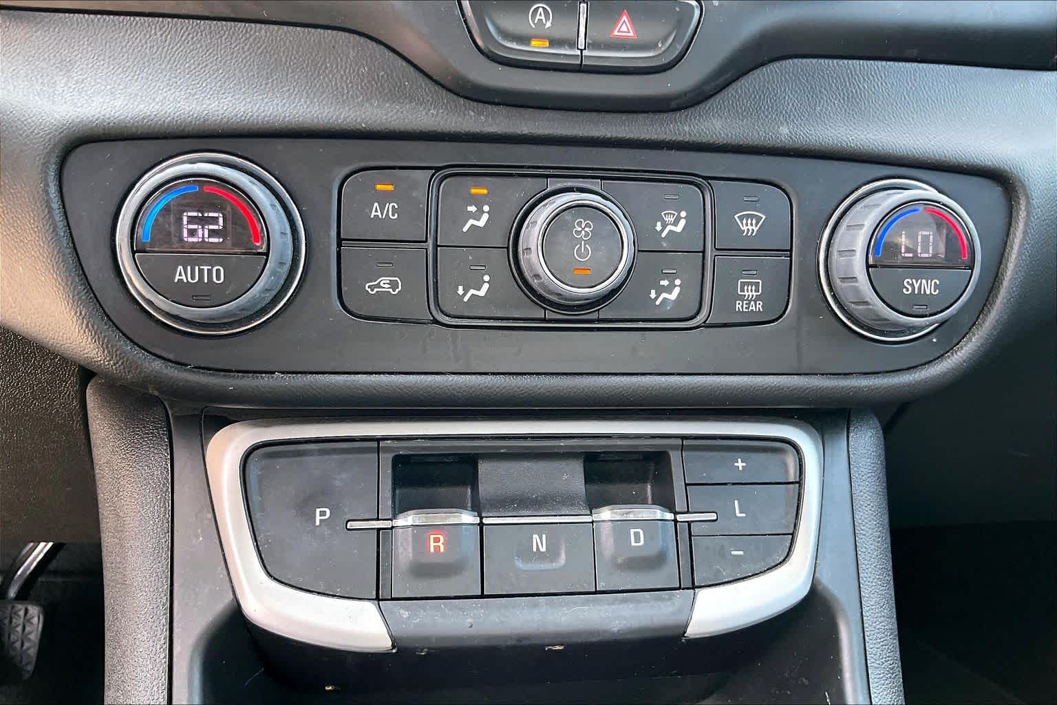 2022 GMC Terrain SLT Summit White at Group 1 GMC Buick South