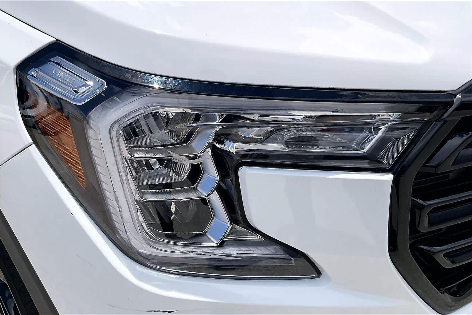 2022 GMC Terrain SLT Summit White at Group 1 GMC Buick South