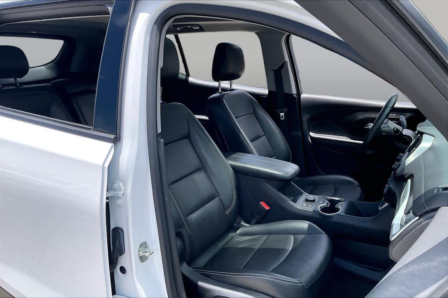 2022 GMC Terrain SLT Summit White at Group 1 GMC Buick South