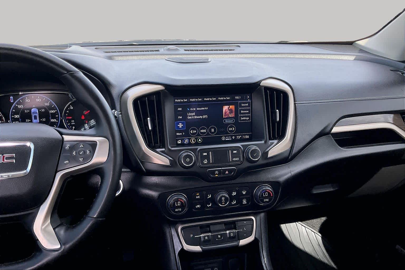 2024 GMC Terrain photo 6 of 34