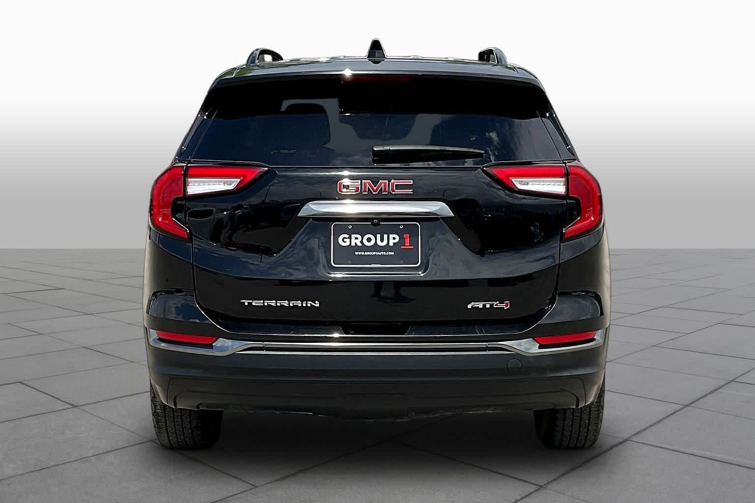 View vehicle photo 5