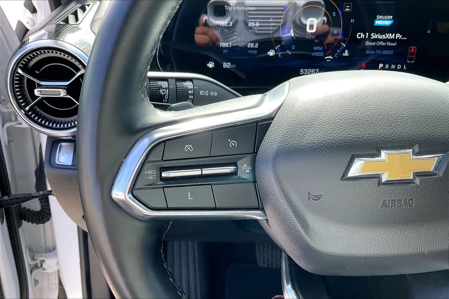 2025 Chevrolet Equinox photo 23 of 34