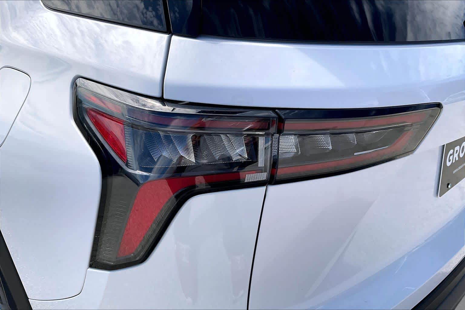2025 Chevrolet Equinox photo 28 of 34