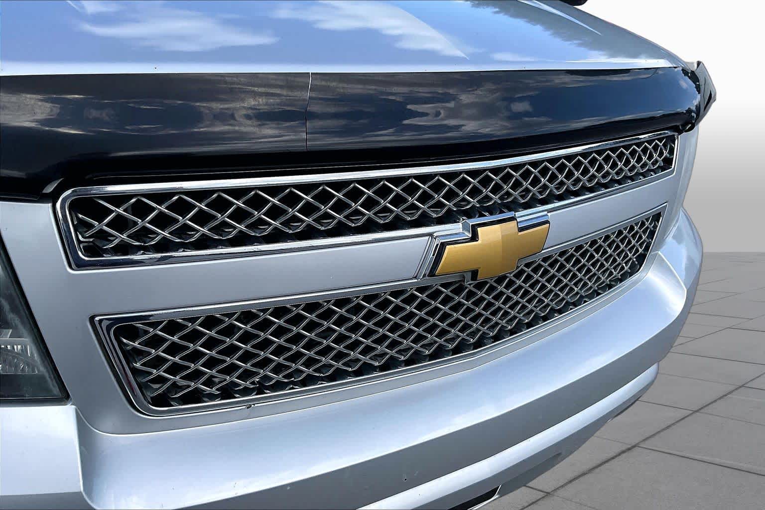 2013 Chevrolet Black Diamond Avalanche LT Silver Ice Metallic at Westside Kia