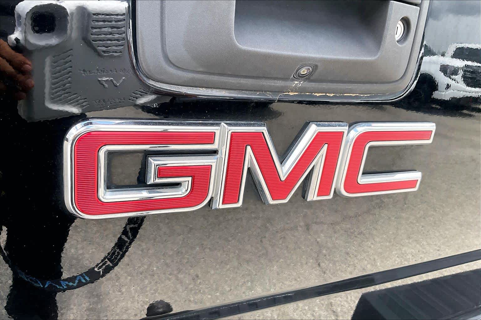 2018 GMC Sierra 1500 SLT Onyx Black at Group 1 GMC Buick South