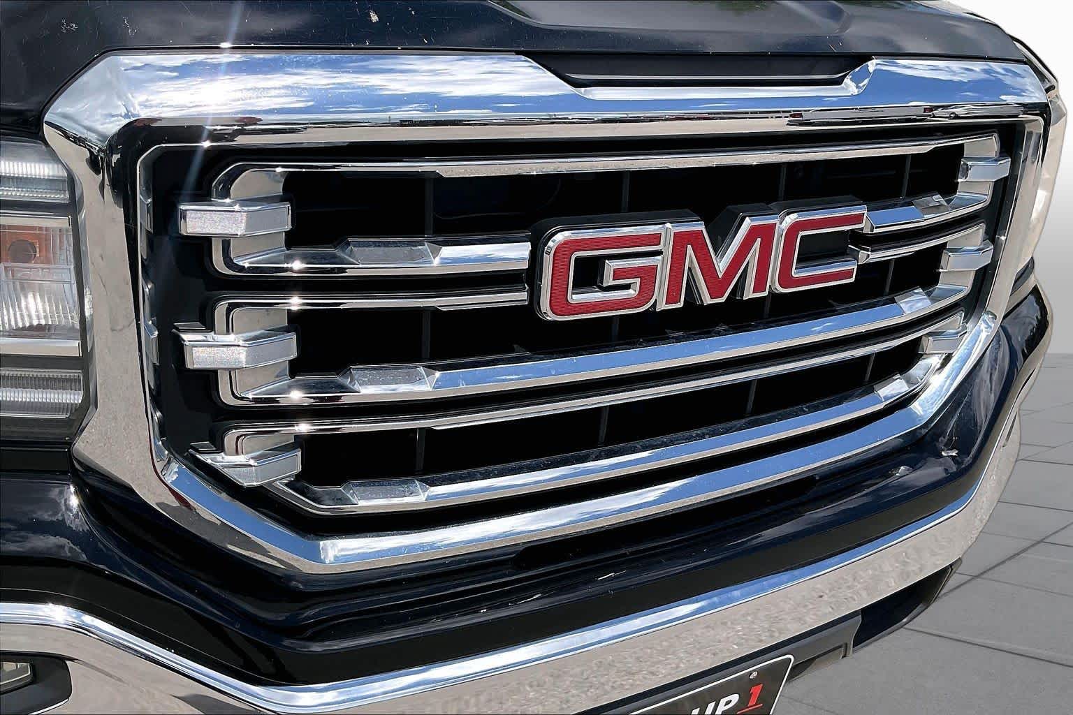 2018 GMC Sierra 1500 SLT Onyx Black at Group 1 GMC Buick South