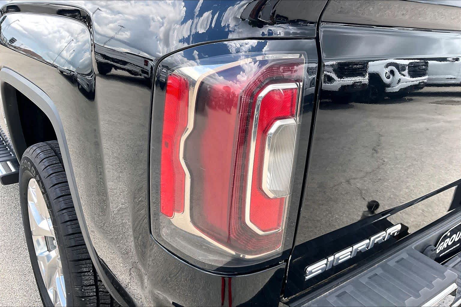 2018 GMC Sierra 1500 SLT Onyx Black at Group 1 GMC Buick South