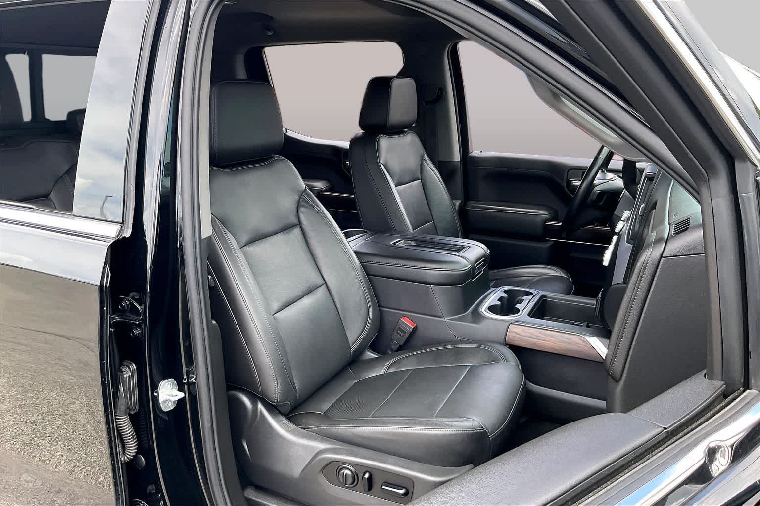 2020 GMC Sierra 1500 SLT Onyx Black at Group 1 GMC Buick South