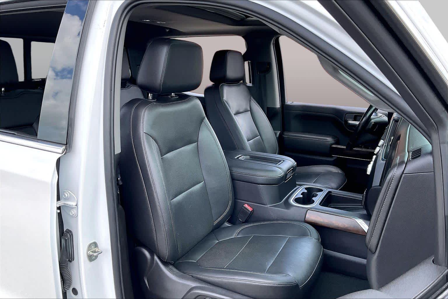 2021 GMC Sierra 1500 SLT White Frost Tricoat at Group 1 GMC Buick South