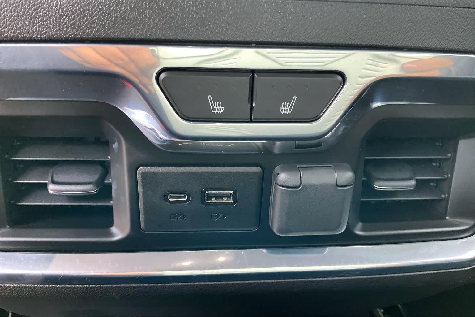 2021 GMC Sierra 1500 SLT White Frost Tricoat at Group 1 GMC Buick South