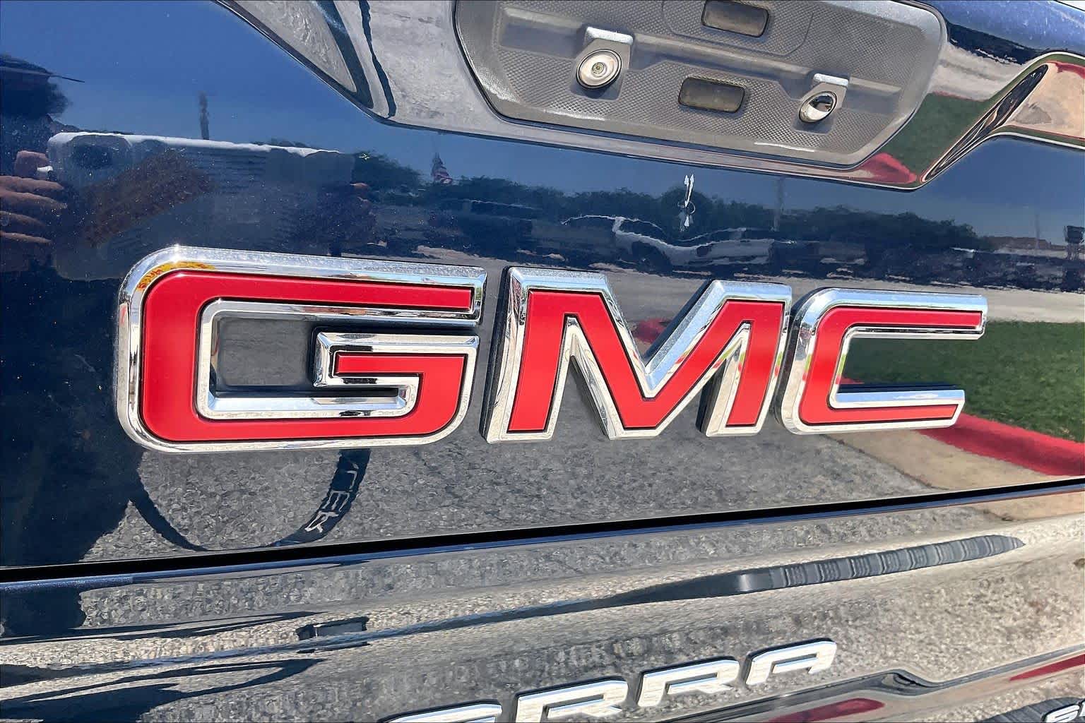 2019 GMC Sierra 1500 SLT Pacific Blue Metallic at Group 1 GMC Buick South