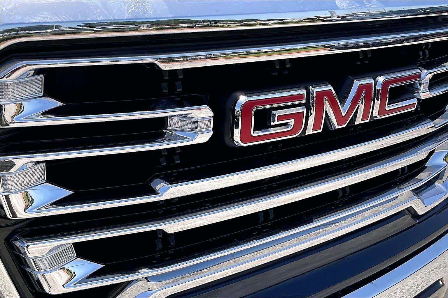 2019 GMC Sierra 1500 SLT Pacific Blue Metallic at Group 1 GMC Buick South