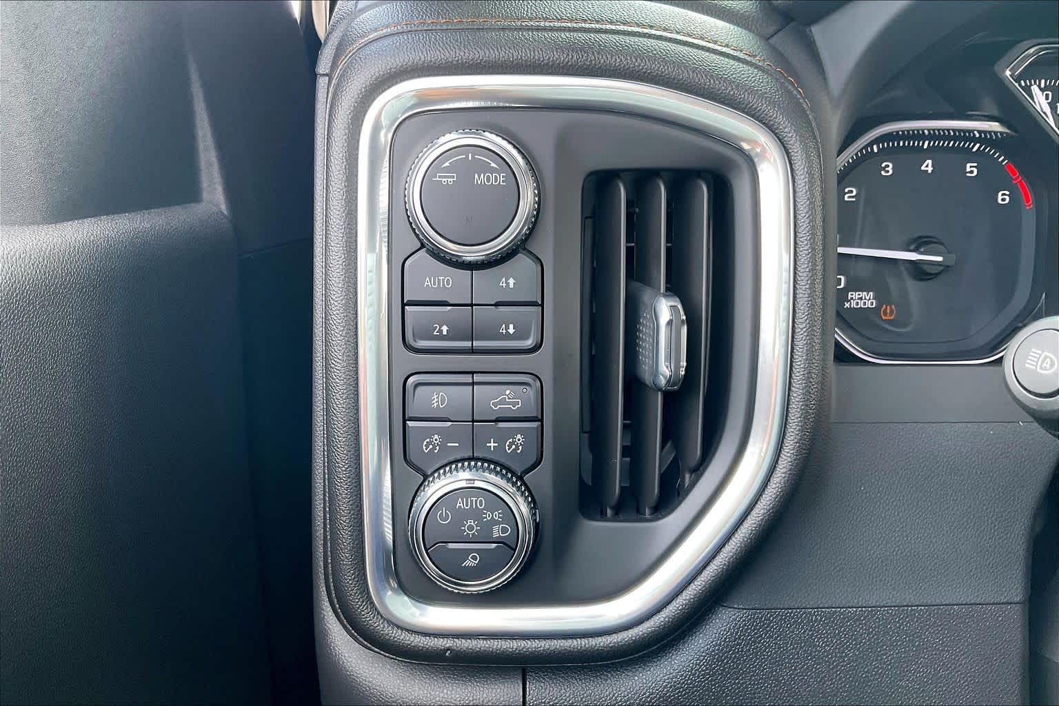 2022 GMC Sierra 1500 Limited photo 15 of 35