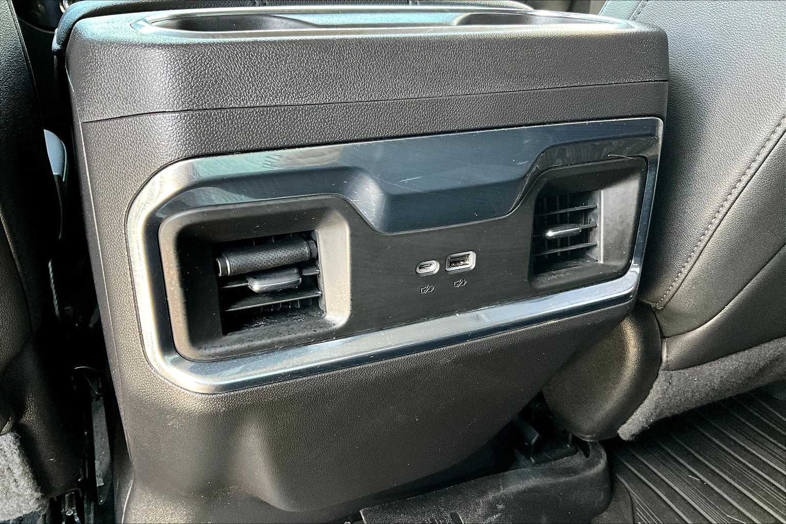 2022 GMC Sierra 1500 SLT White Frost Tricoat at Beck & Masten Kia