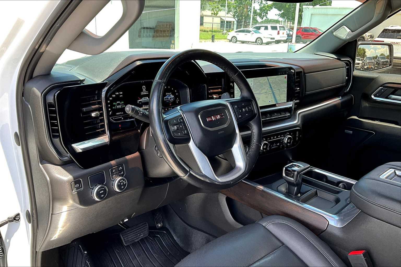 2022 GMC Sierra 1500 SLT White Frost Tricoat at Beck & Masten Kia