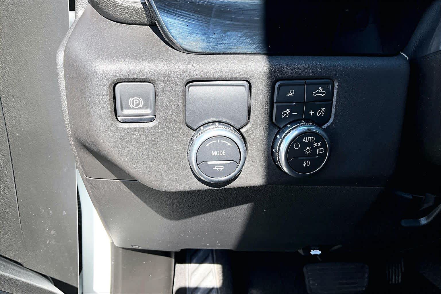 2026 GMC Sierra 1500 photo 35 of 37
