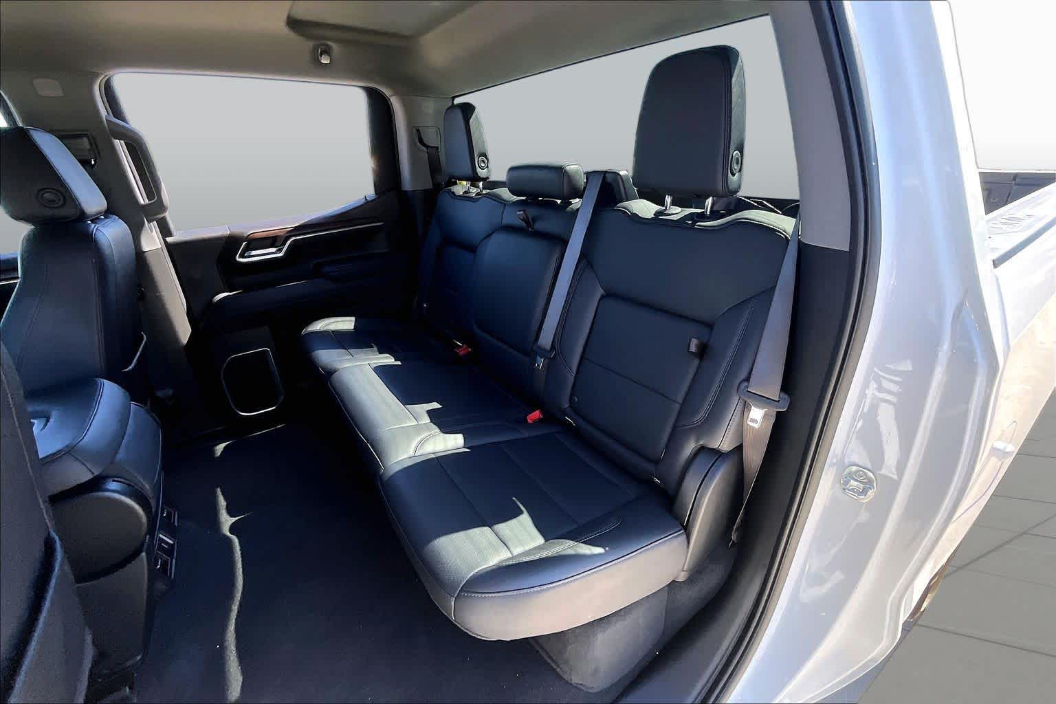2026 GMC Sierra 1500 photo 21 of 37