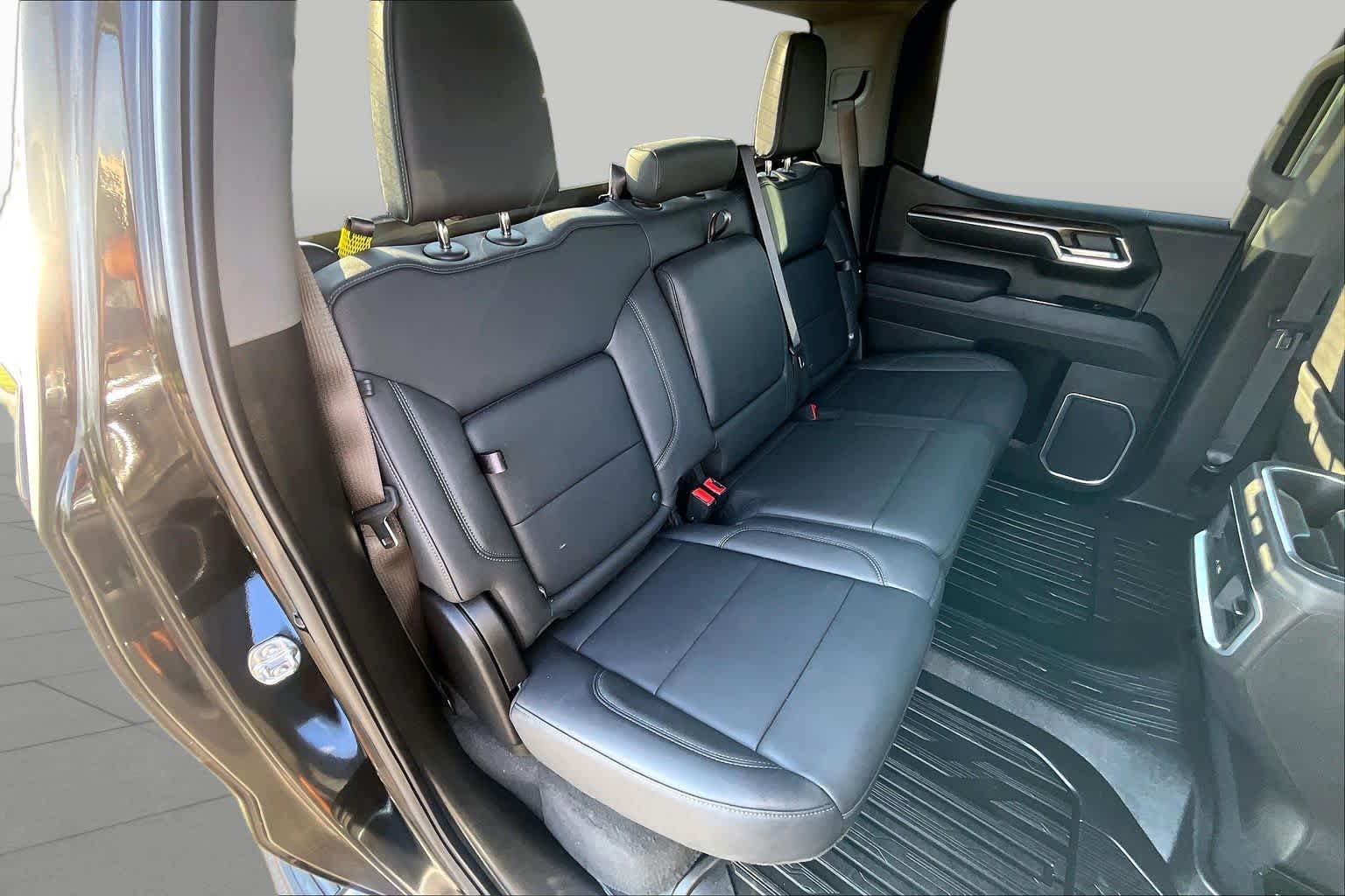 2026 GMC Sierra 1500 photo 21 of 37