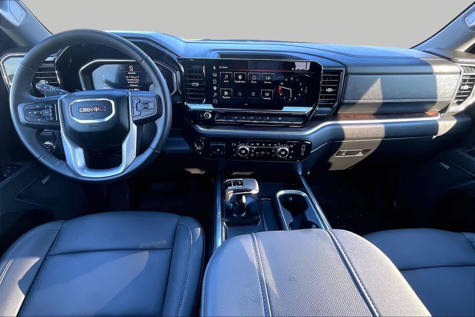 2026 GMC Sierra 1500 photo 16 of 37