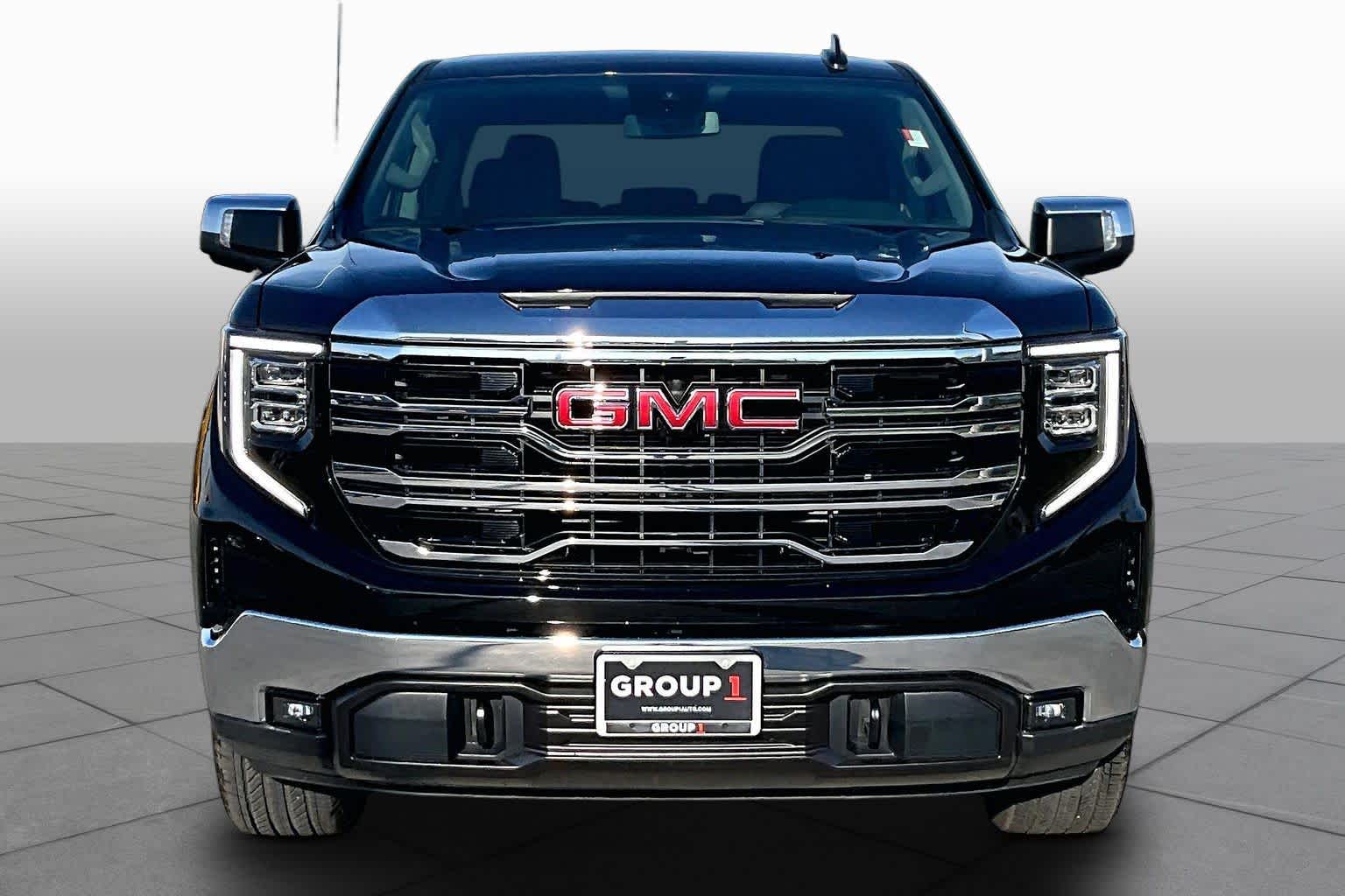 2026 GMC Sierra 1500 photo 4 of 37