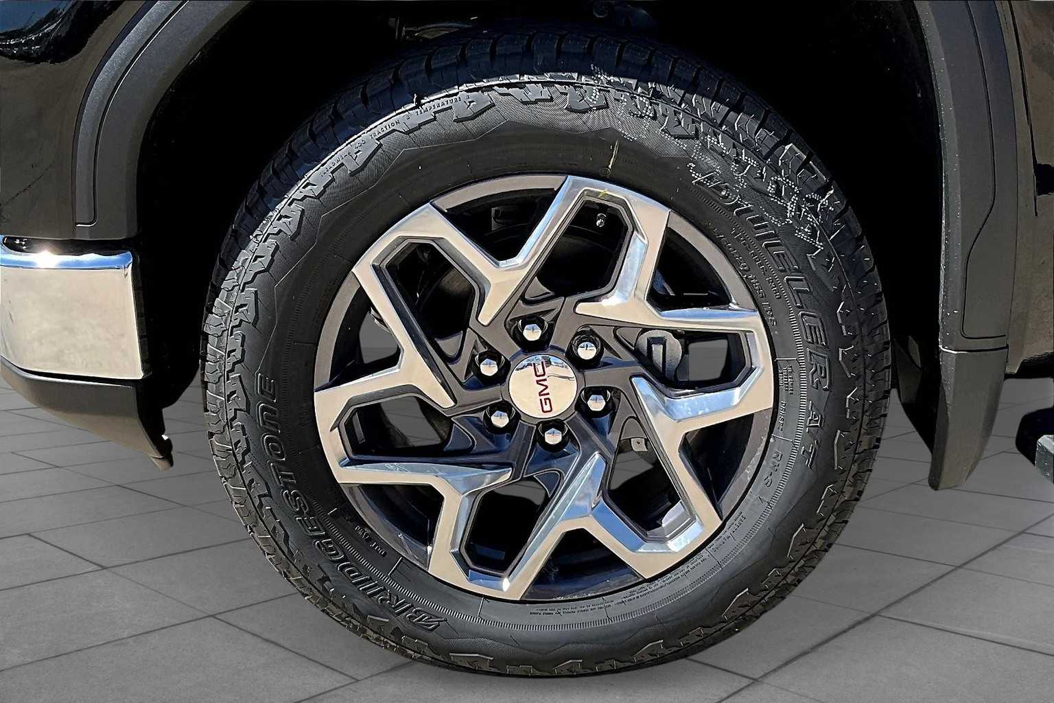 2025 GMC Sierra 1500 SLT Onyx Black at Friendly Ford Crosby