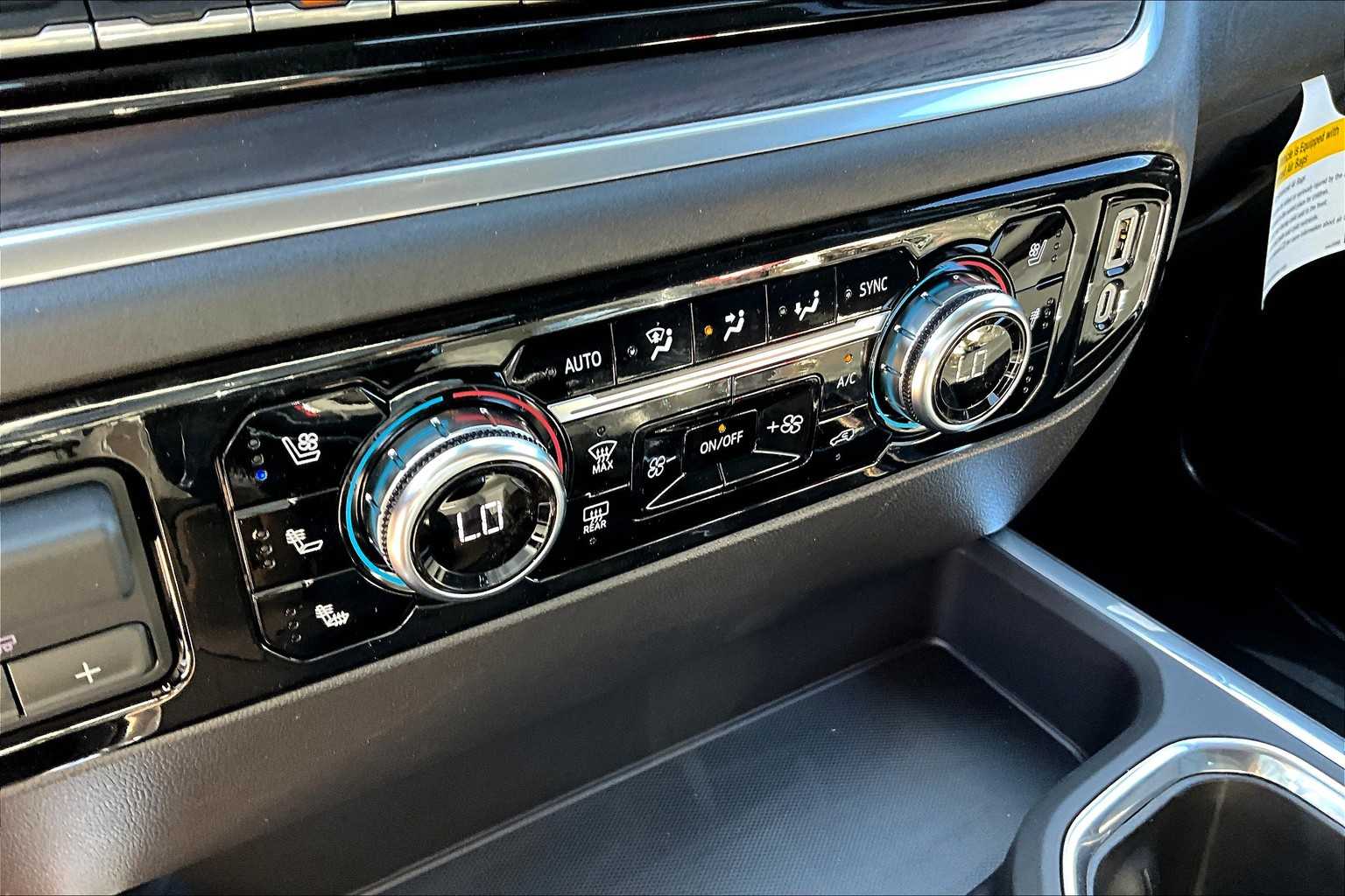 2025 GMC Sierra 1500 SLT Onyx Black at Friendly Ford Crosby