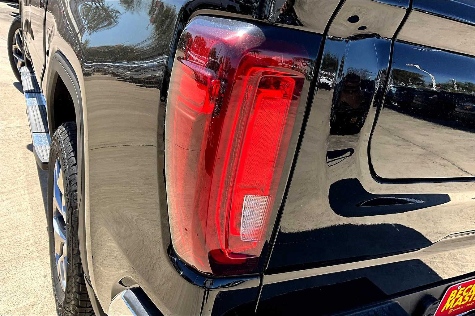 2025 GMC Sierra 1500 SLT Onyx Black at Friendly Ford Crosby