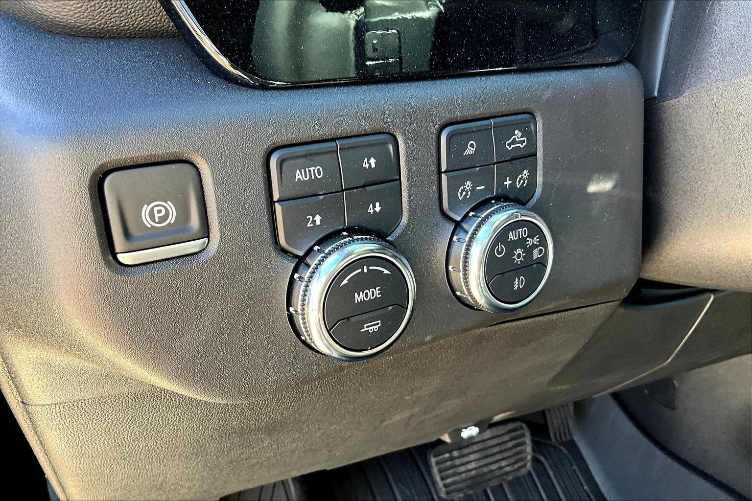 2025 GMC Sierra 1500 SLT Onyx Black at Friendly Ford Crosby