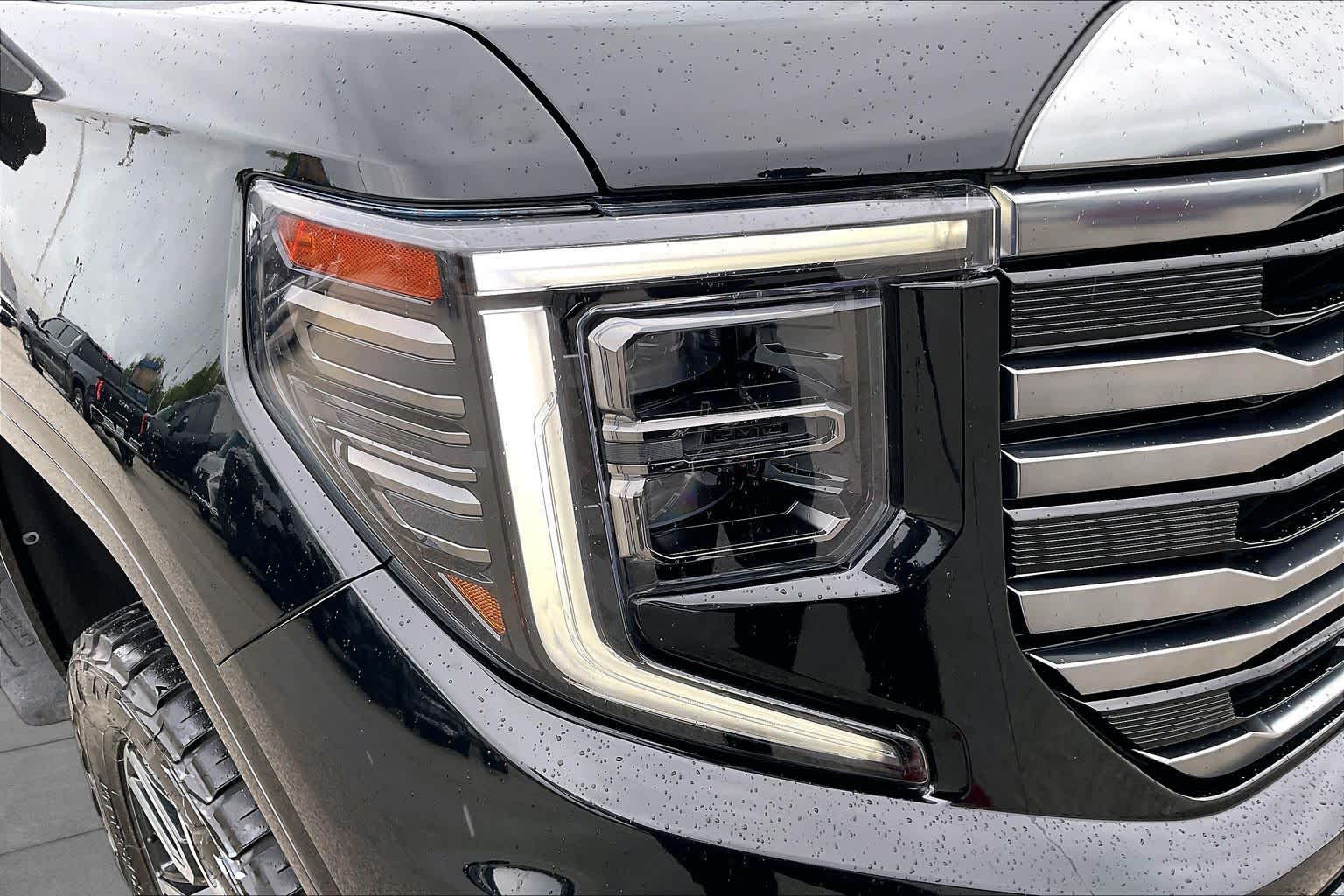 2022 GMC Sierra 1500 photo 28 of 35