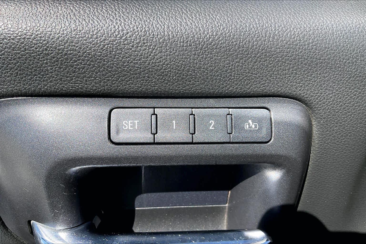 2018 GMC Sierra 1500 photo 30 of 33