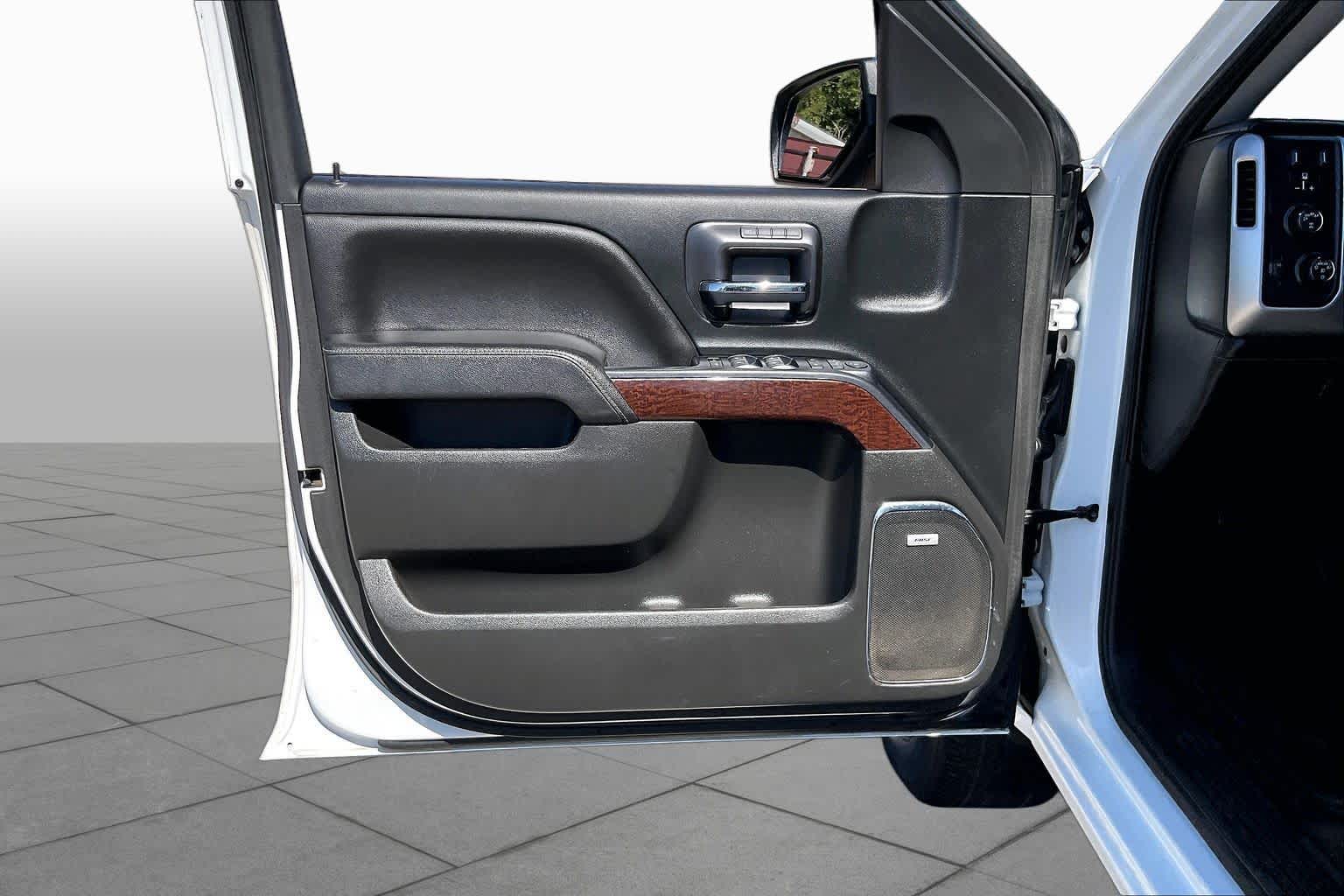 2018 GMC Sierra 1500 photo 20 of 33