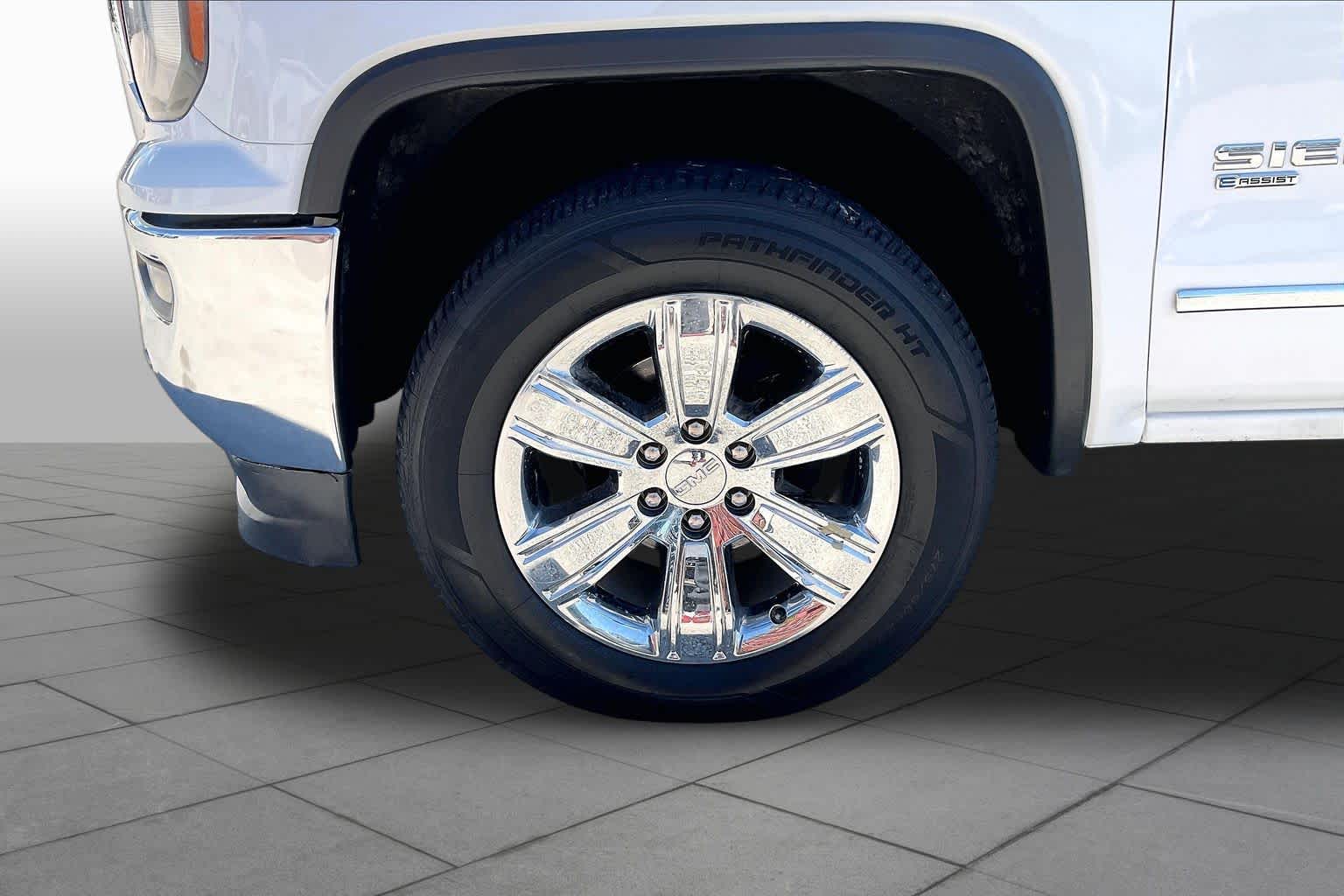 2018 GMC Sierra 1500 photo 11 of 33