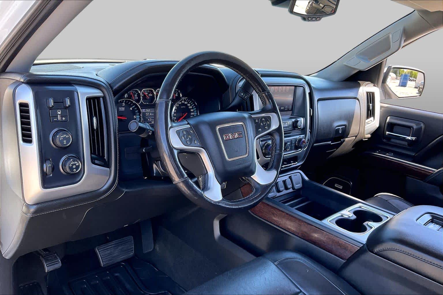 2018 GMC Sierra 1500 photo 16 of 33
