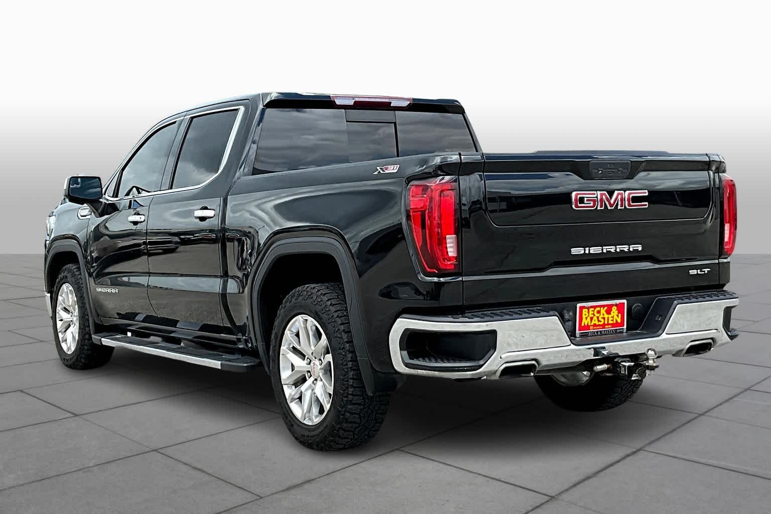 2020 GMC Sierra 1500 SLT - 11