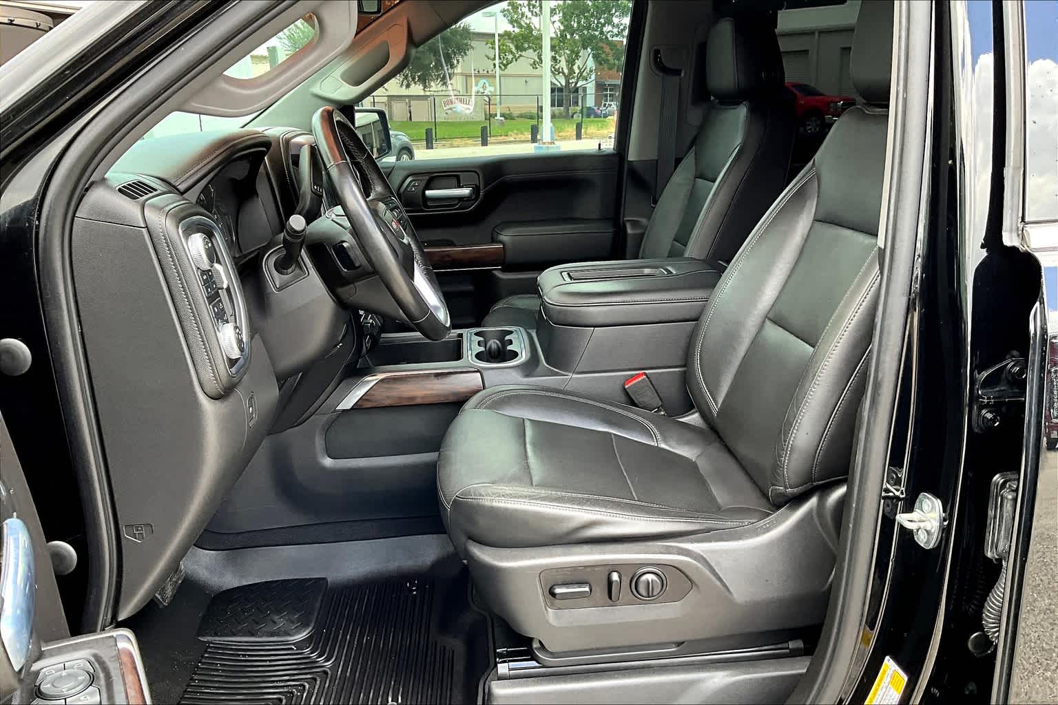 2020 GMC Sierra 1500 SLT - 7
