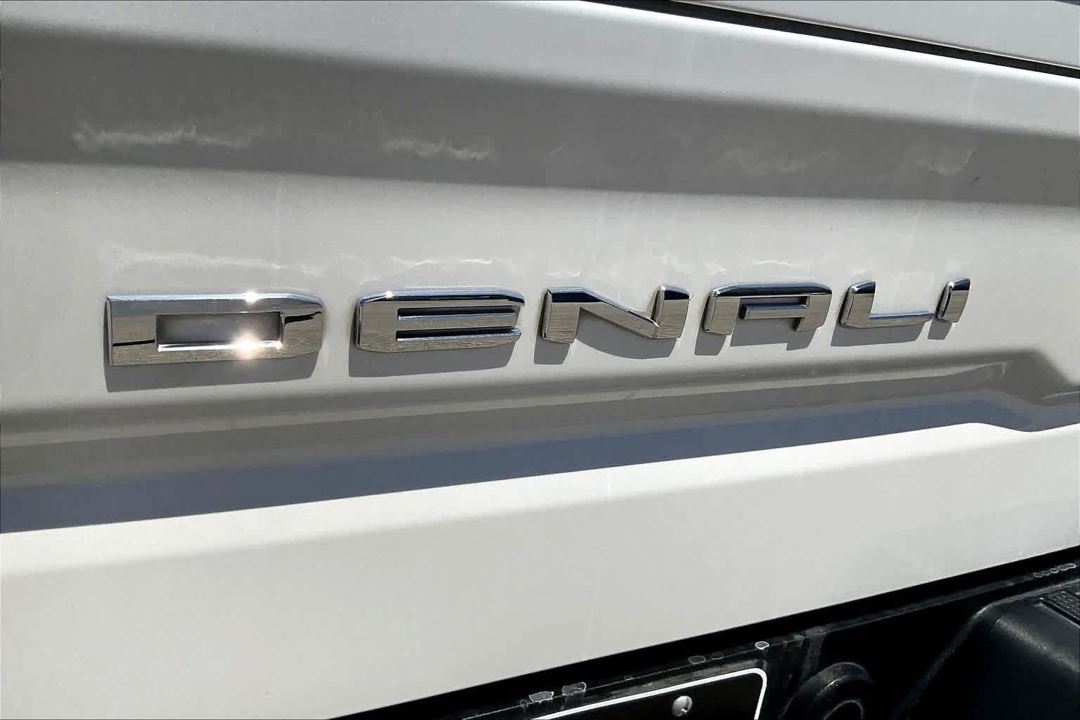 2022 GMC Sierra 1500 Limited Denali - 8