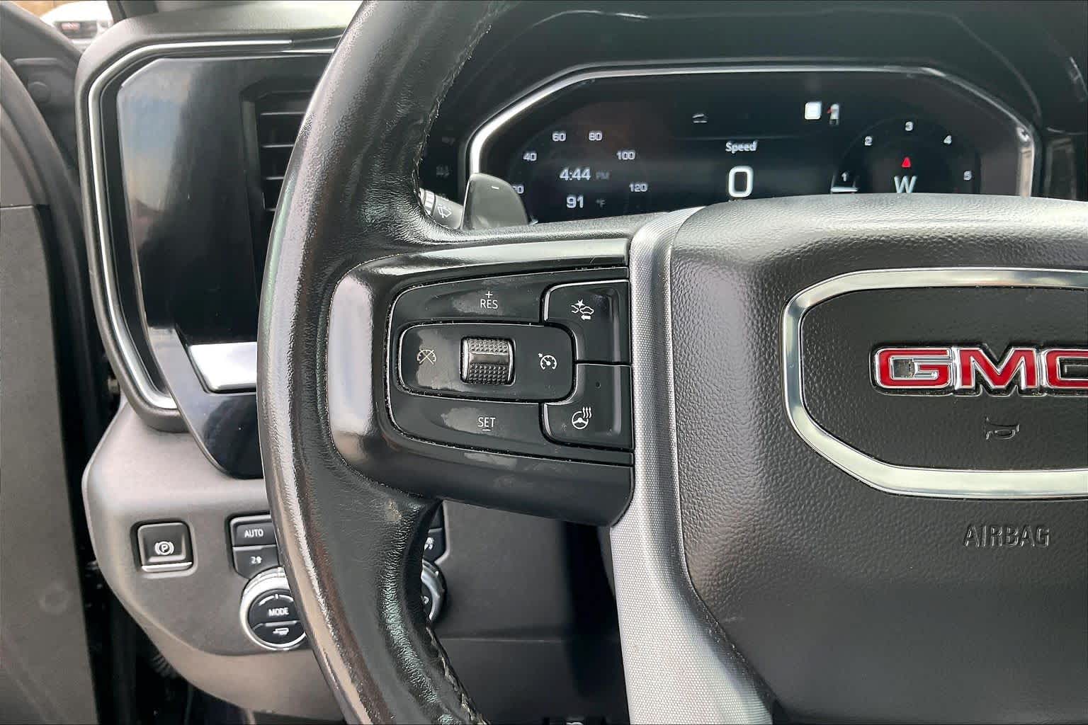 2022 GMC Sierra 1500 photo 22 of 33
