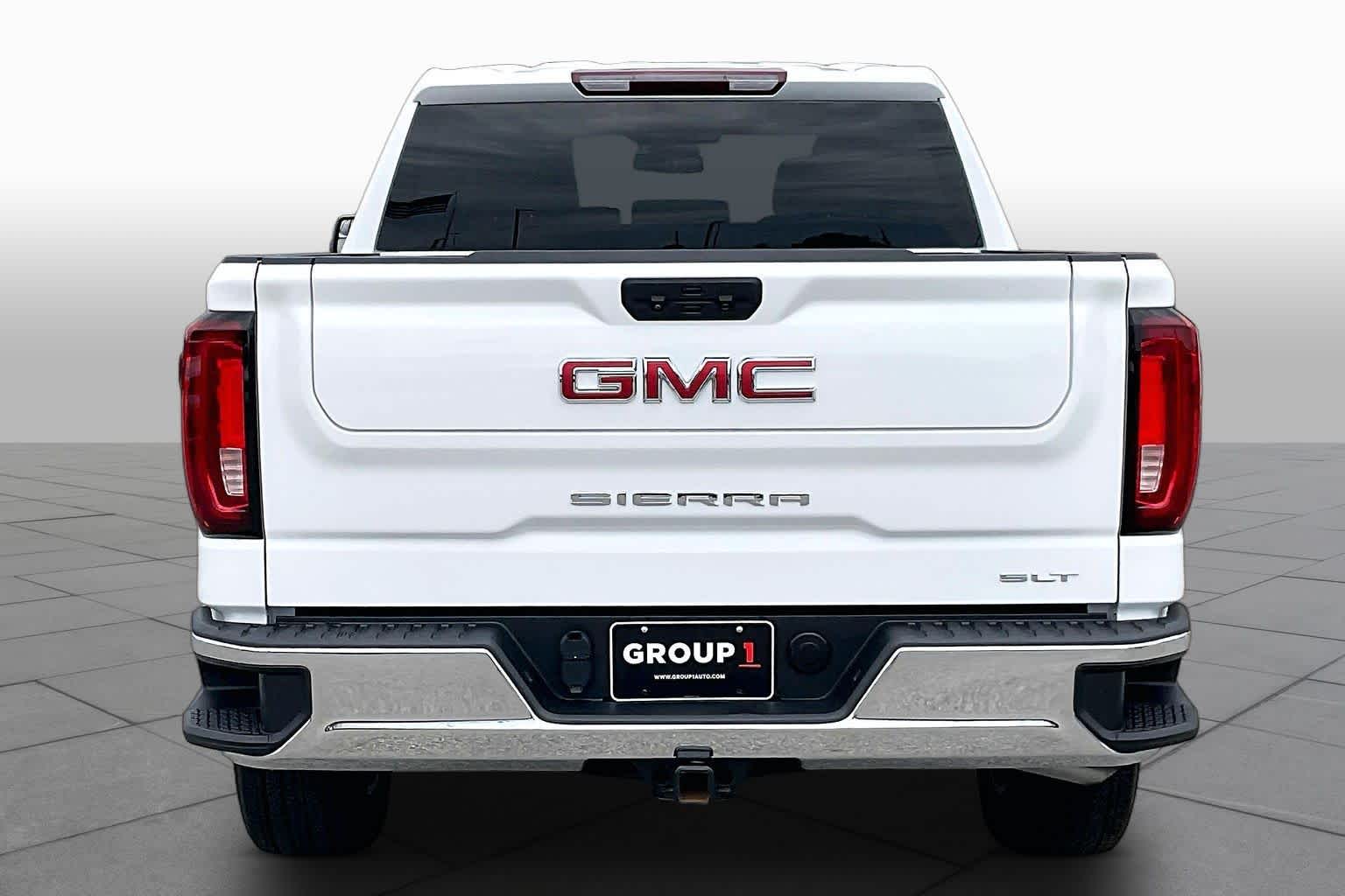 2024 GMC Sierra 1500 SLT - 4